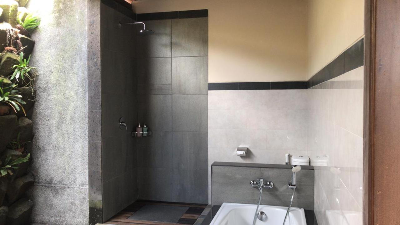 Anggarakasih Ubud Villa Luaran gambar